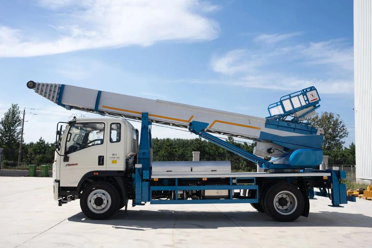 无为县云梯上料车租赁费用