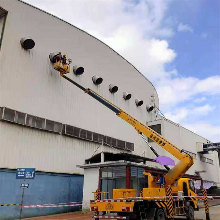 无为县高空作业车出租服务：专业广告牌安装解决方案