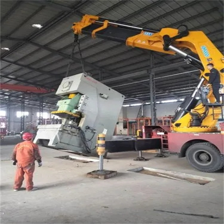 无为县80吨折臂吊车出租附近电话