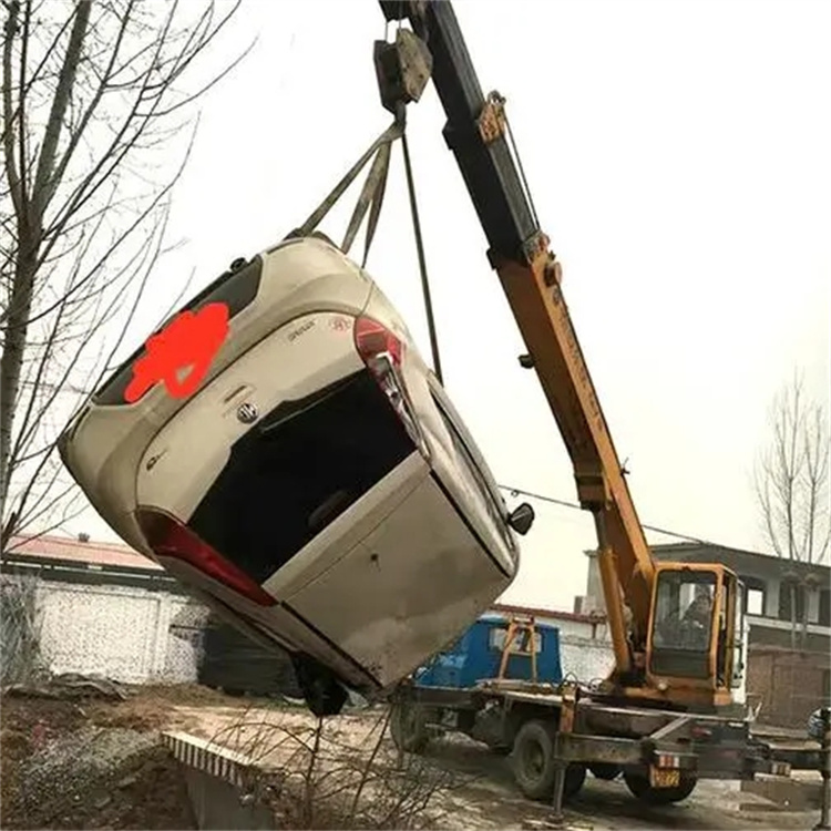 无为县吊车吊轿车租赁指南：如何选吨位、避风险、省预算